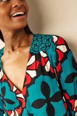 Next Curved Hem 3/4 Sleeve V-Neck Top -Women's Shirts & Blouses Sales D21546s4